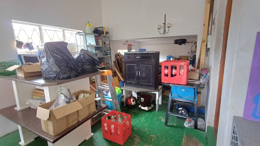 5 Bedroom Property for Sale in Vanes Estate Eastern Cape